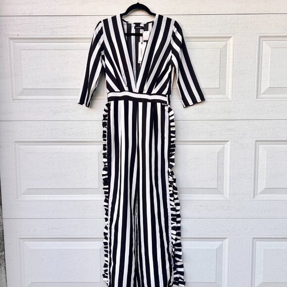 NWT- Boohoo Black and White Striped Ruffle Slit Leg Jumpsuit - Picture 3 of 9